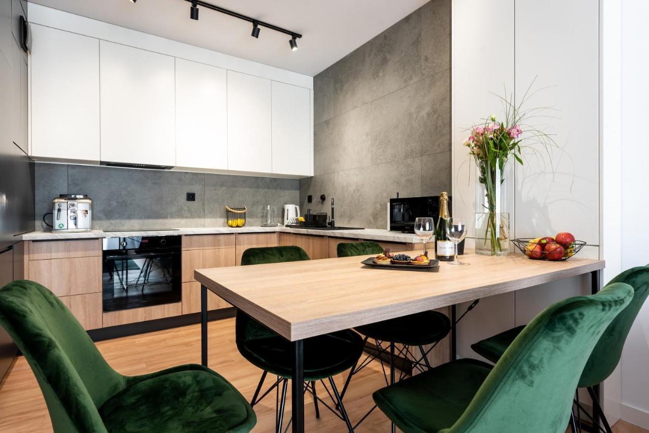 Apartament Nowe Centrum Lodzi - Perla Srodmiescia المظهر الخارجي الصورة